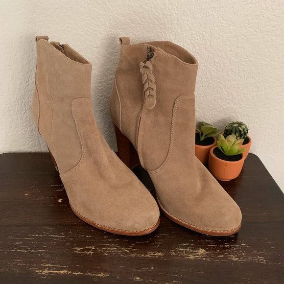 Joie | Shoes | Joie Dalton Tan Suede 